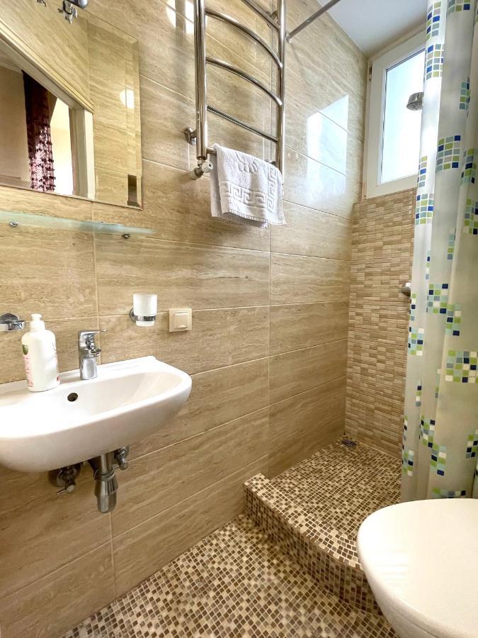 Cozy Apartment On Greek Street 15 Одесса Экстерьер фото