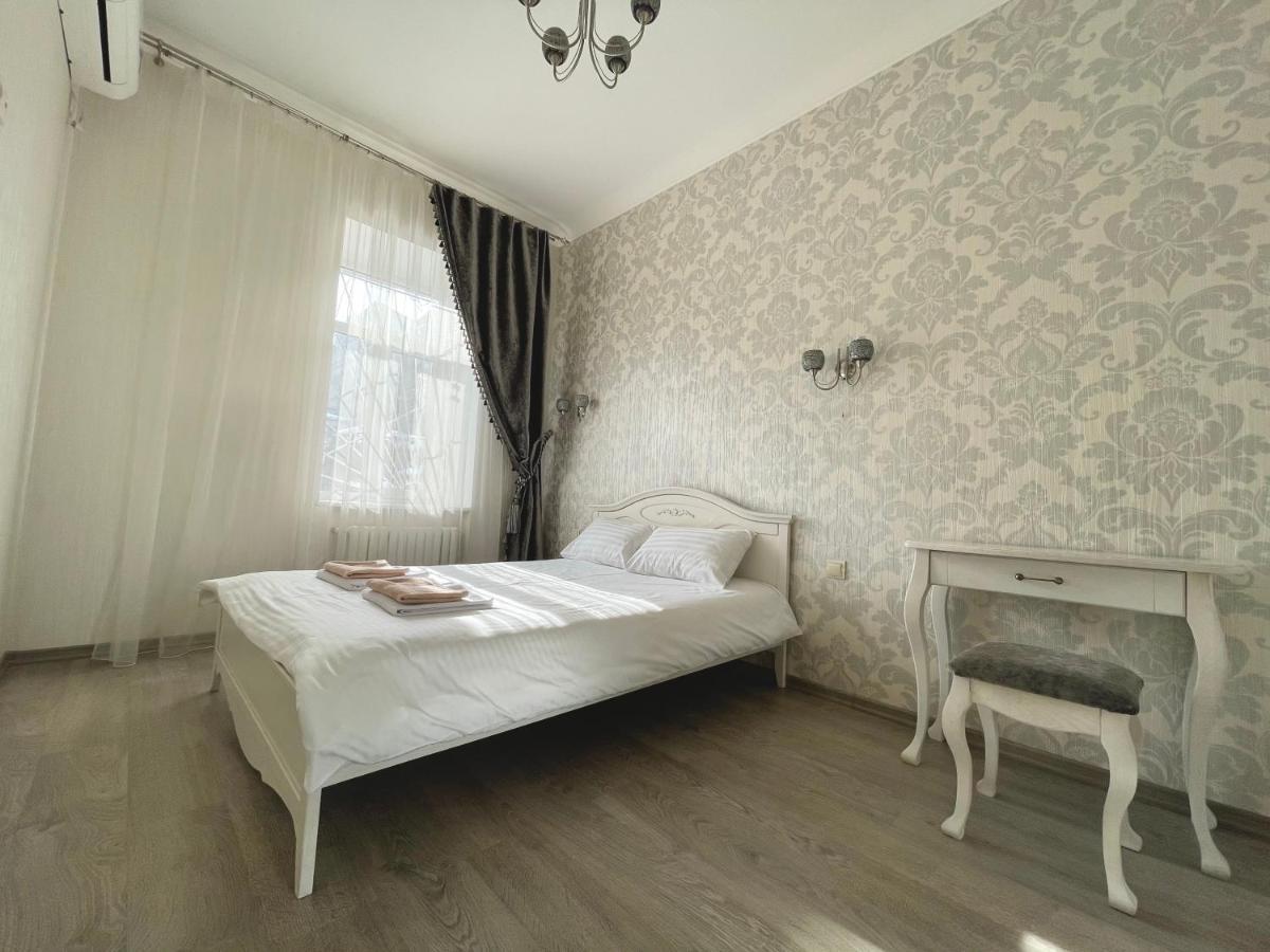 Cozy Apartment On Greek Street 15 Одесса Экстерьер фото