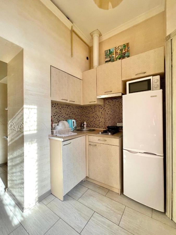 Cozy Apartment On Greek Street 15 Одесса Экстерьер фото